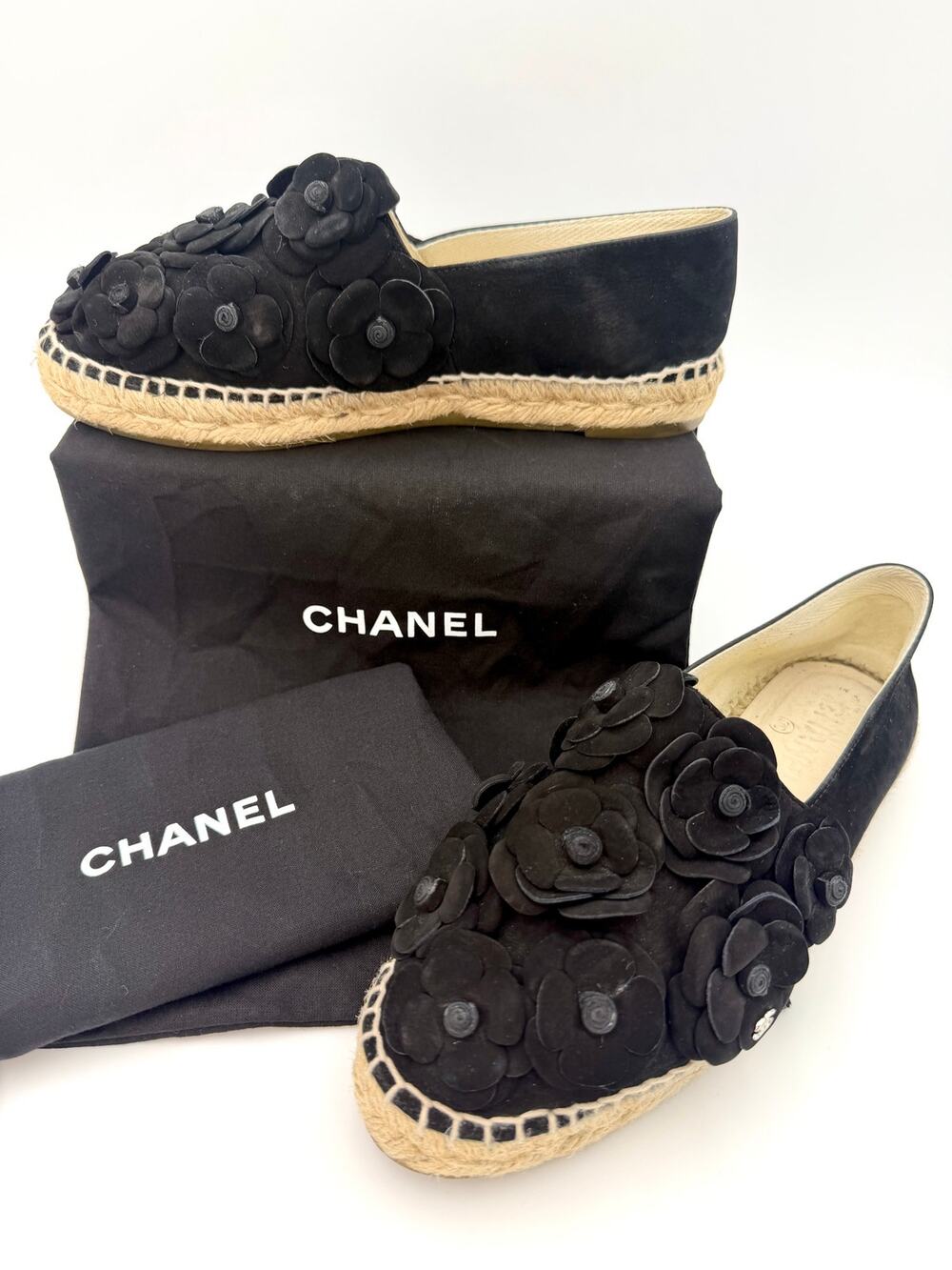 Chanel Interlocking CC Logo Camellia Espadrilles Black Suede Size 39 / 9